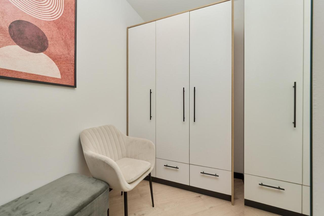 Wroclavia Apartments Dyrekcyjna By Noclegi Renters Breslavia Esterno foto