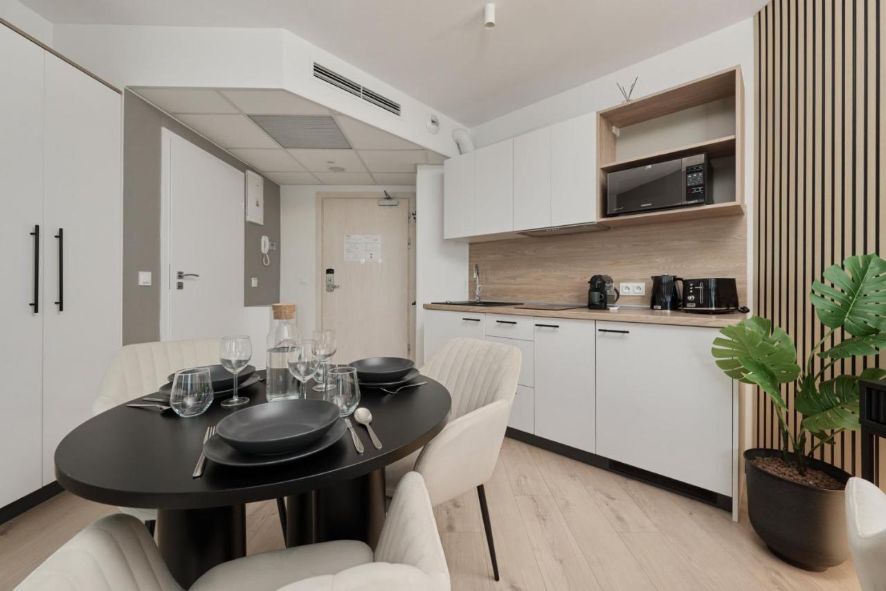 Wroclavia Apartments Dyrekcyjna By Noclegi Renters Breslavia Esterno foto