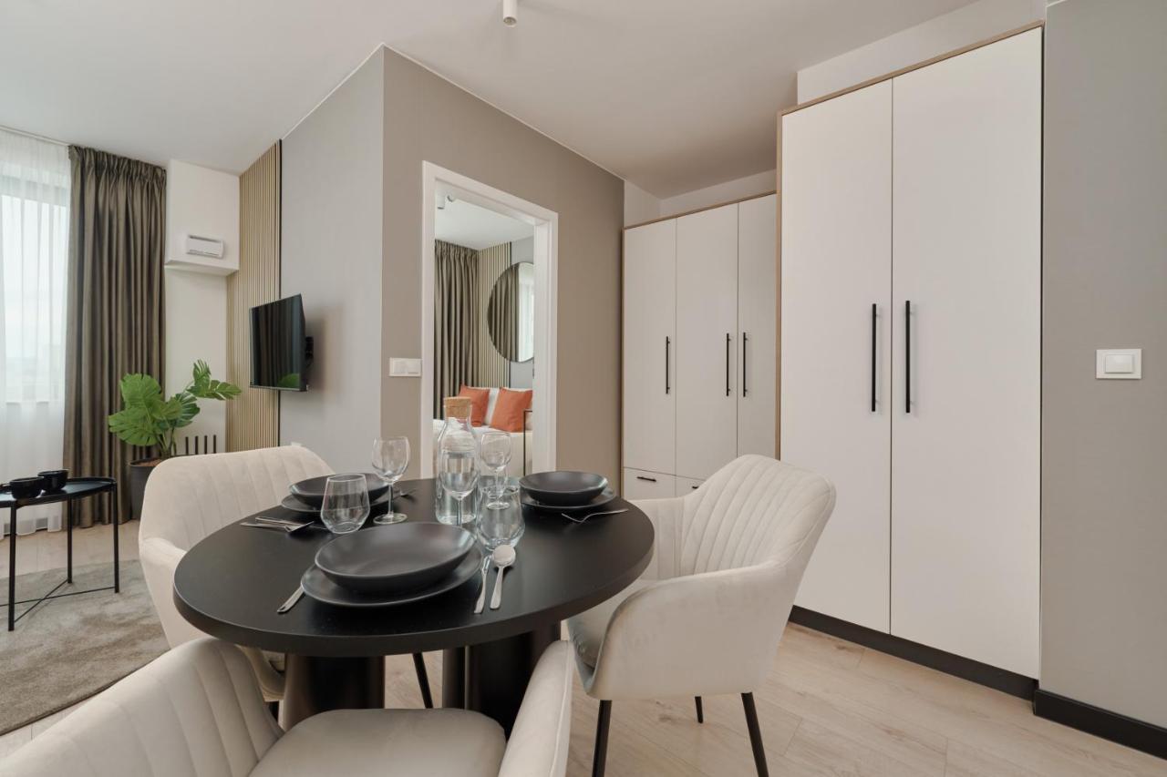 Wroclavia Apartments Dyrekcyjna By Noclegi Renters Breslavia Esterno foto